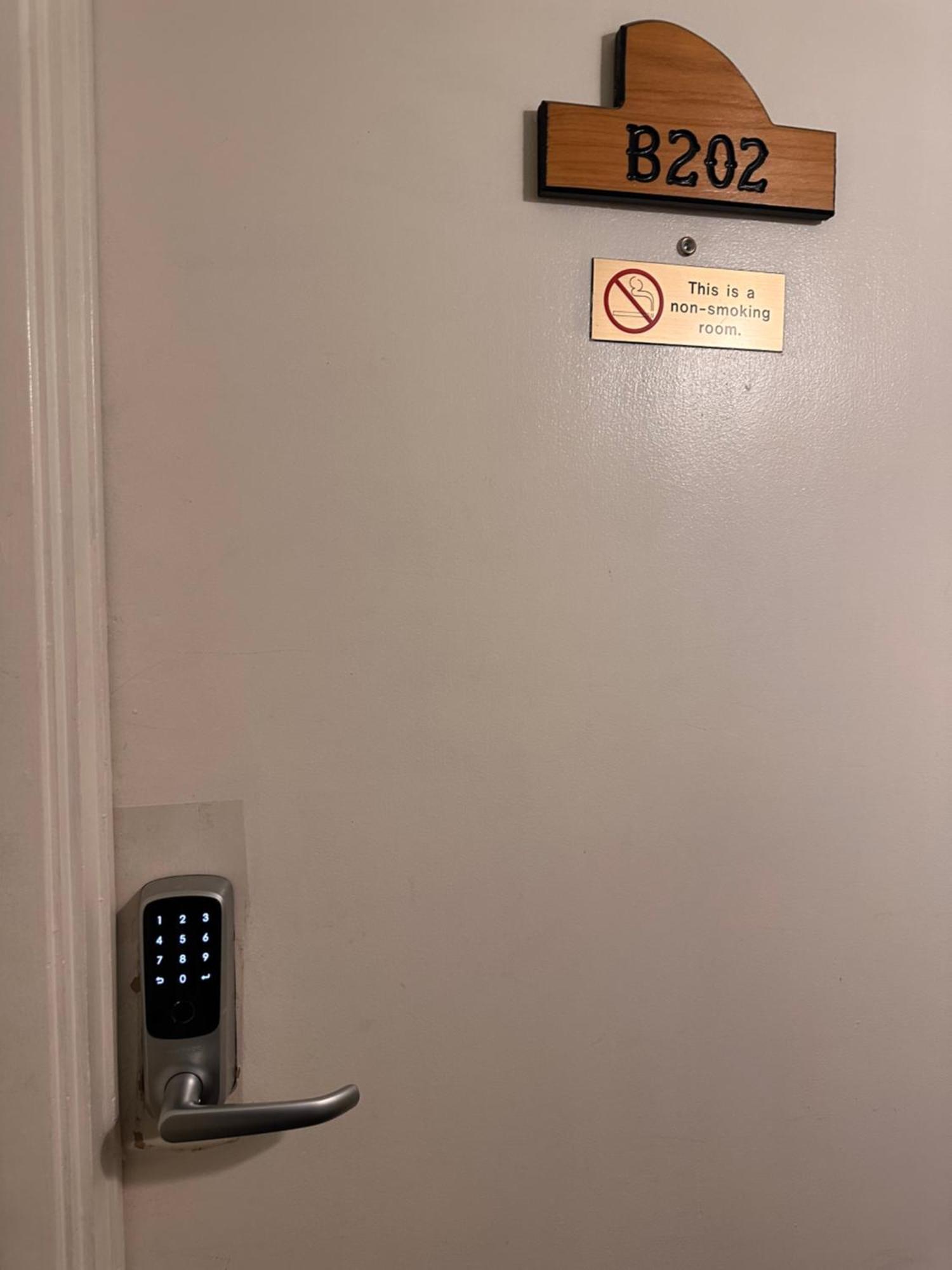 Apartment Yosemite Loft Unit -b202 *