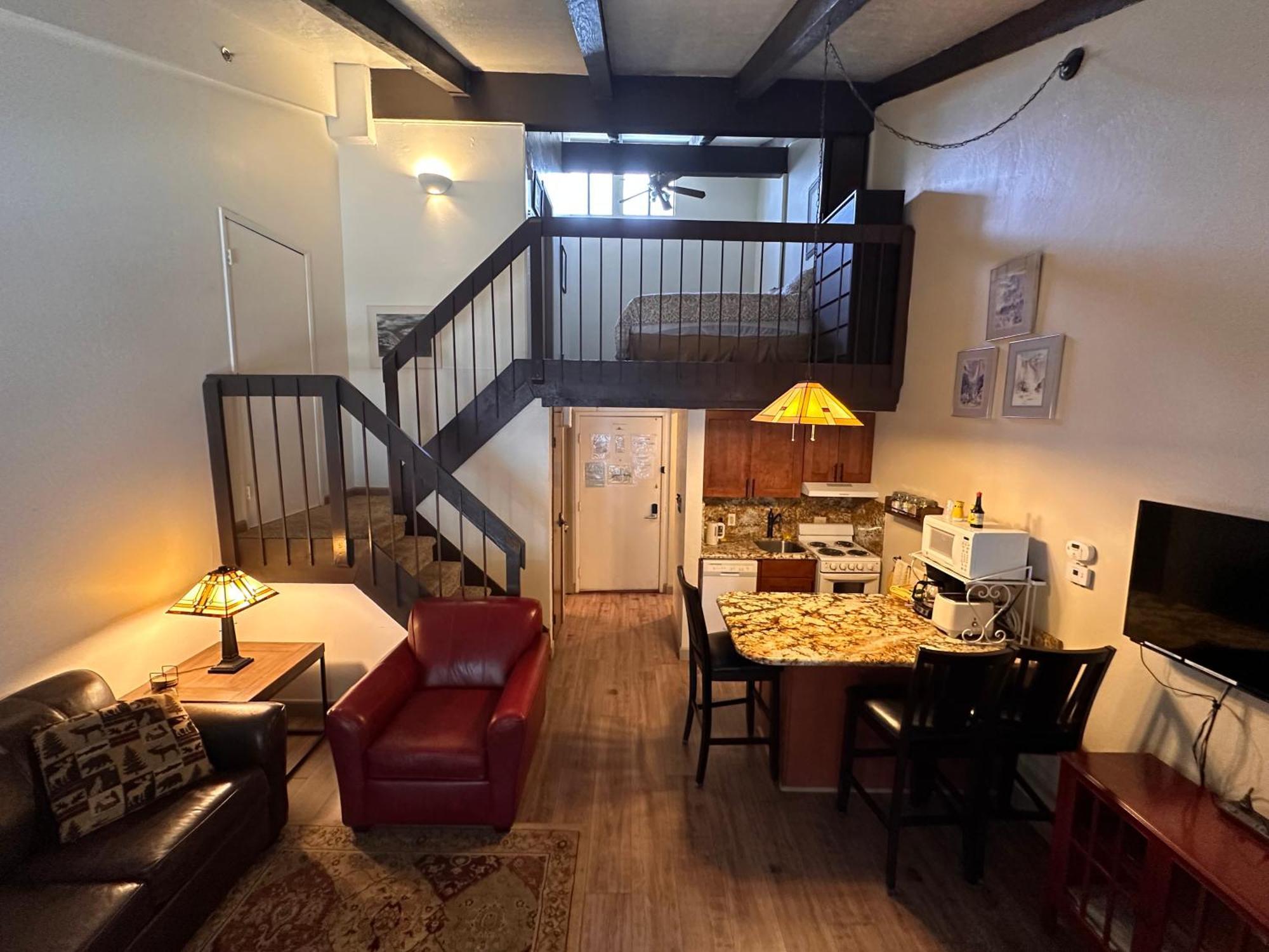 Yosemite Loft Unit -b202 Apartment
