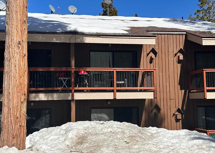 Yosemite Condominium Loft Unit -B202