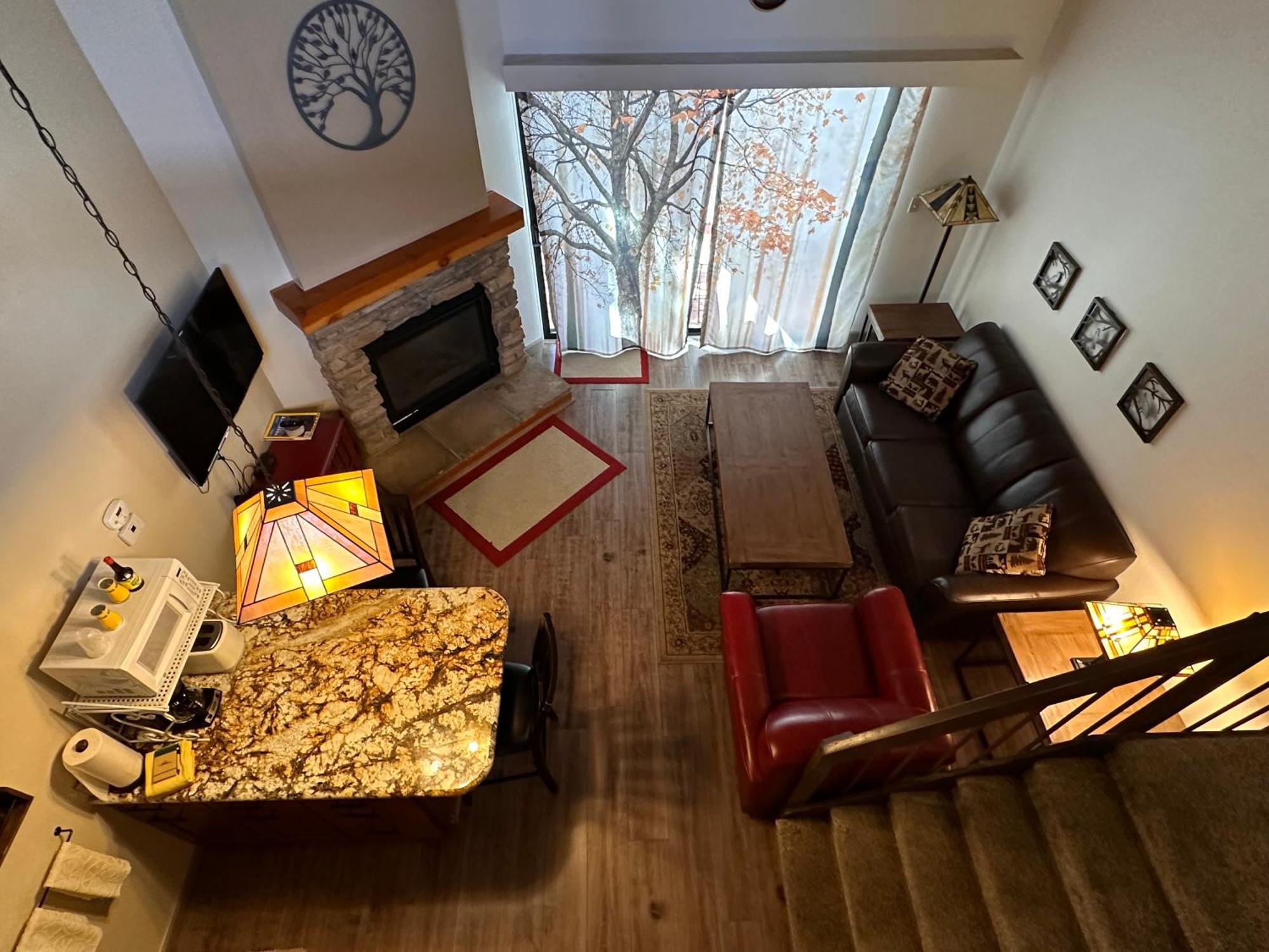 Yosemite Loft Unit -b202 Apartment